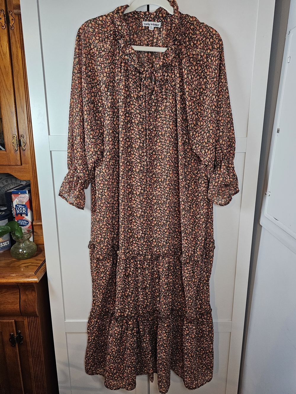 Vada Winter Boho Ditsy Floral Tiered Chiffon Maxi Dress L Earth Tones Western
